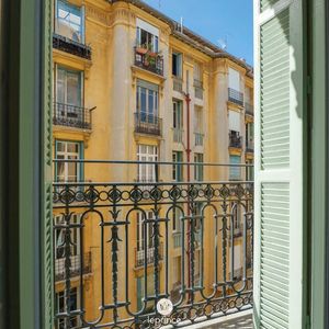 Property in Carre d'Or