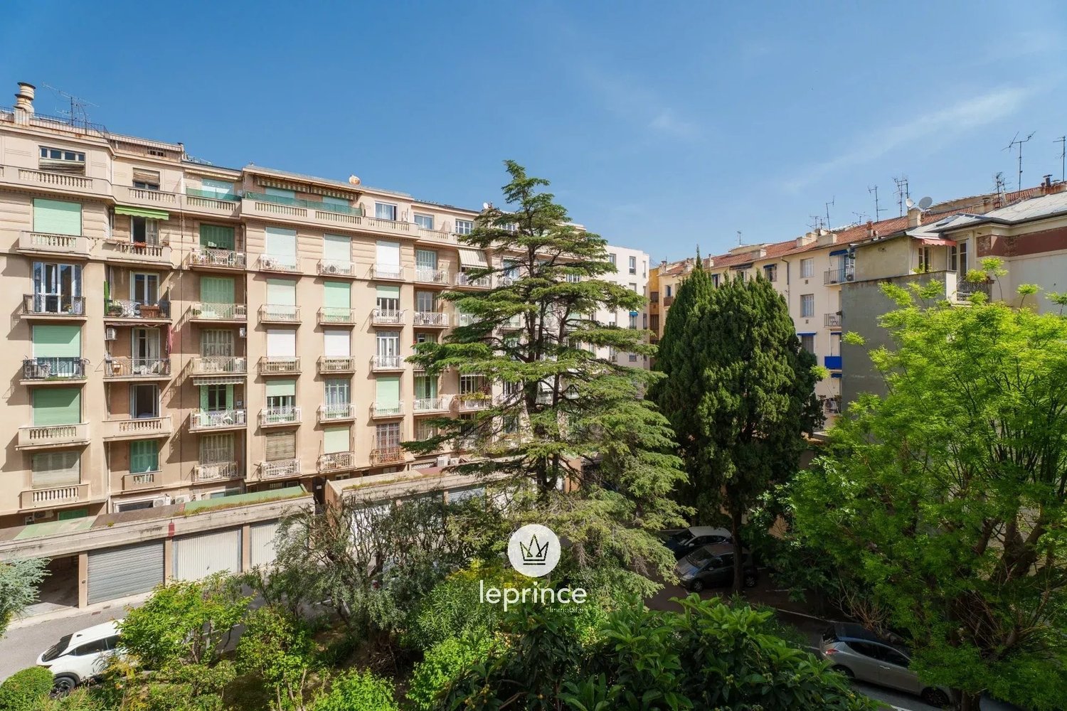 Property photo in Carre d'Or