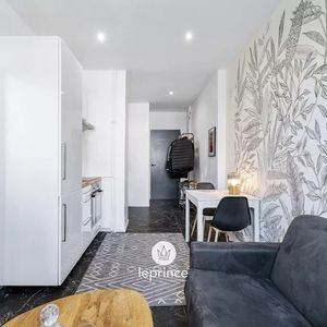 Property in Carre d'Or