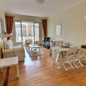 Property in Carre d'Or