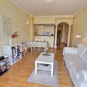 Property in Carre d'Or