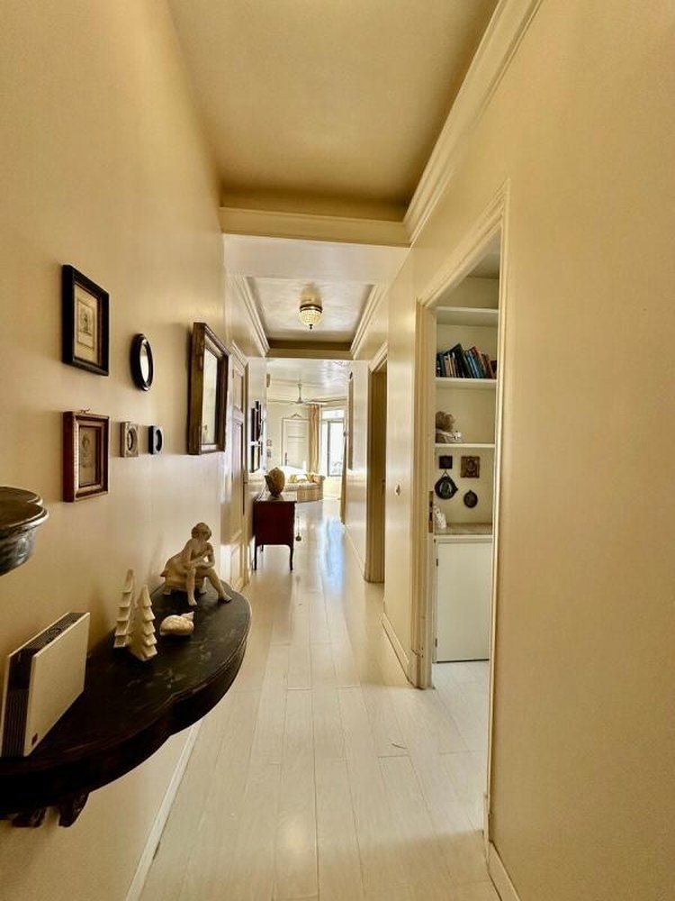 Property photo in Carre d'Or