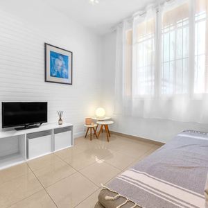 Property in Carre d'Or