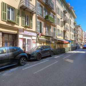 Property in Carre d'Or