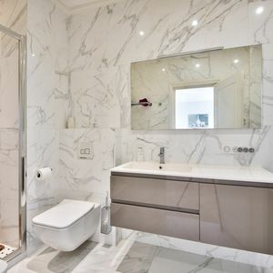 Property in Carre d'Or