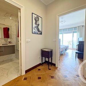 Property in Carre d'Or