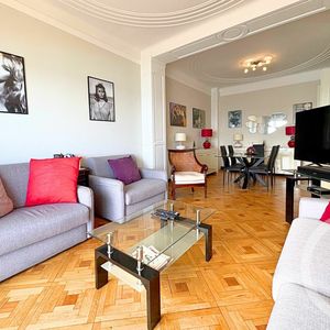 Property in Carre d'Or