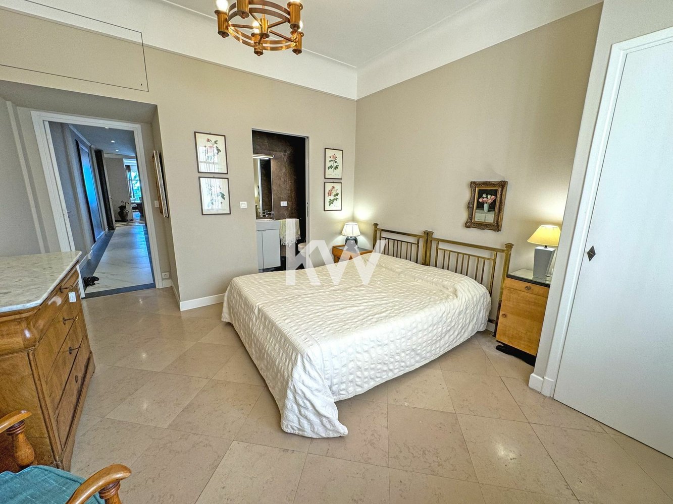 Property photo in Carre d'Or