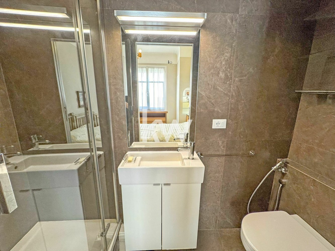 Property photo in Carre d'Or