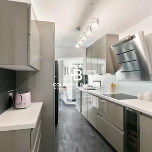 Property in Carre d'Or