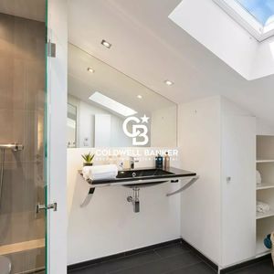 Property in Carre d'Or