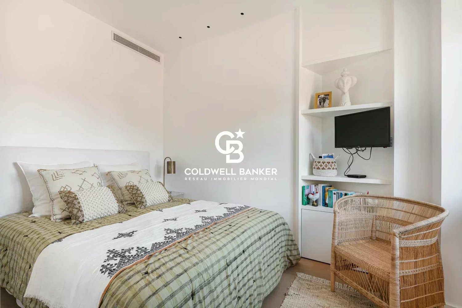 Property photo in Carre d'Or