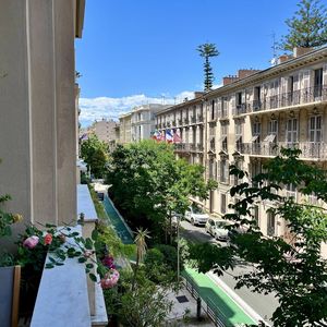 Property in Carre d'Or