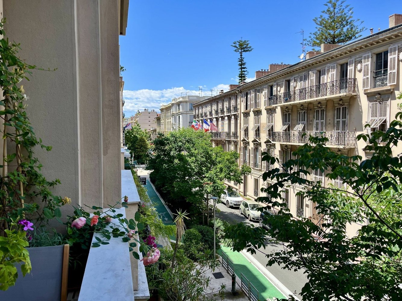 Property photo in Carre d'Or