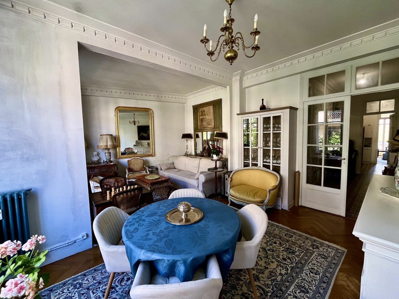 Property photo in Carre d'Or