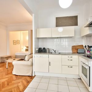 Property in Carre d'Or