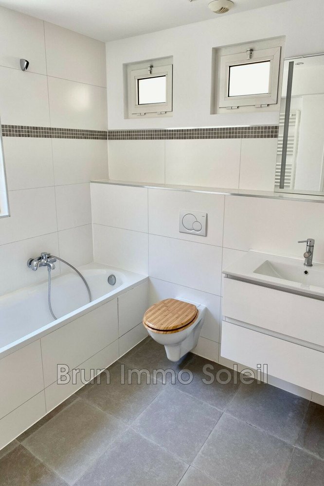 Property photo in Musicians Quarter