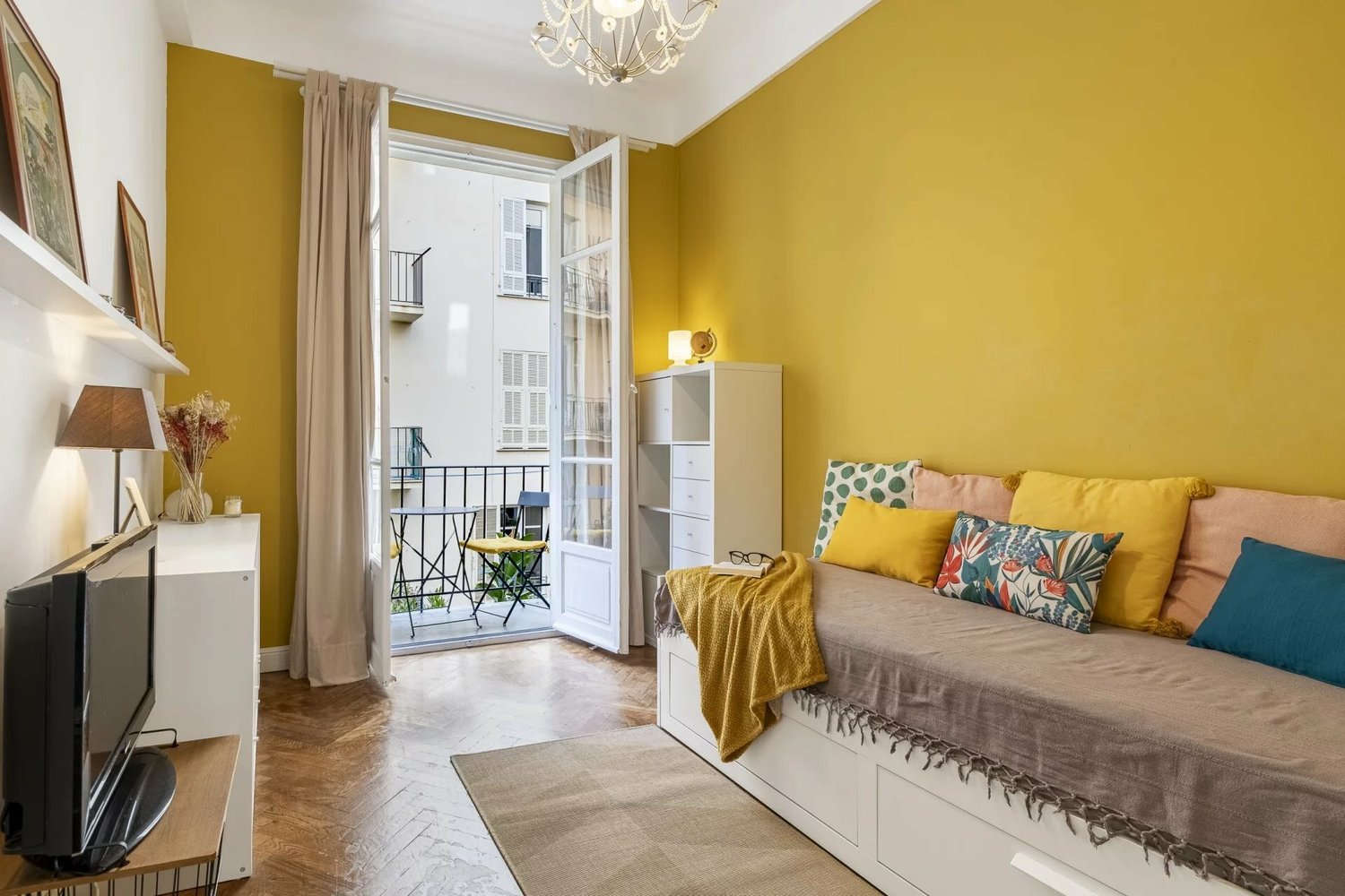 Property photo in Musicians Quarter