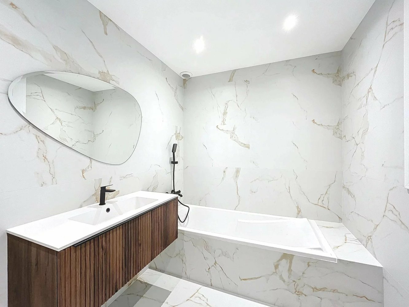 Property photo in Musicians Quarter