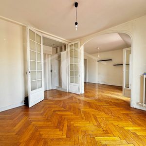 Property in Musicians Quarter