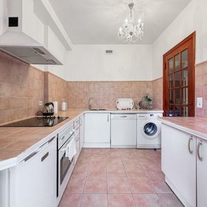 Property in Musicians Quarter