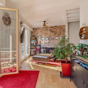 Property in Musicians Quarter