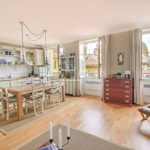 Property in Old Town