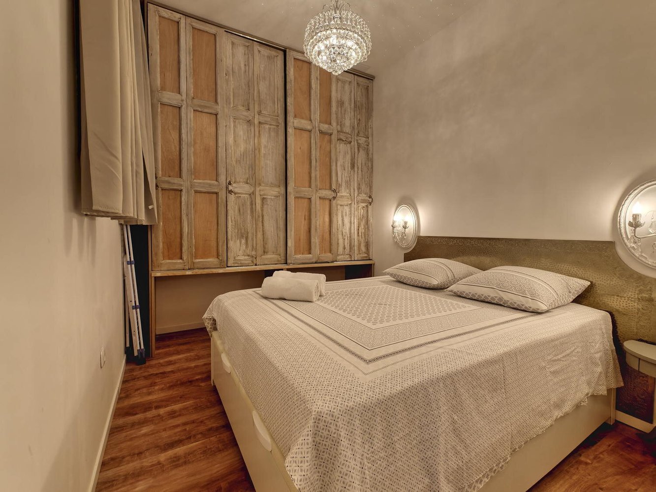 Property photo in Port