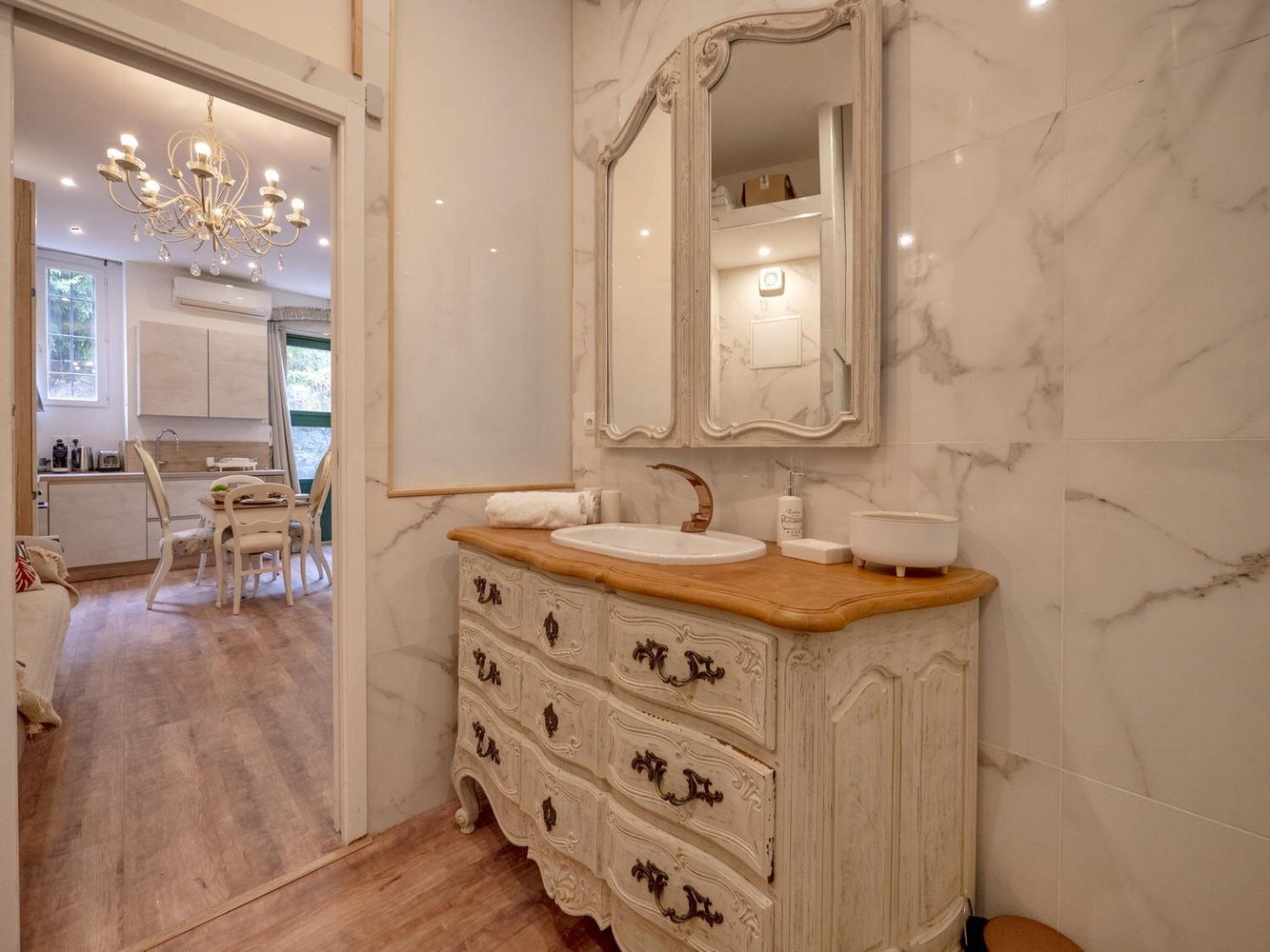 Property photo in Port