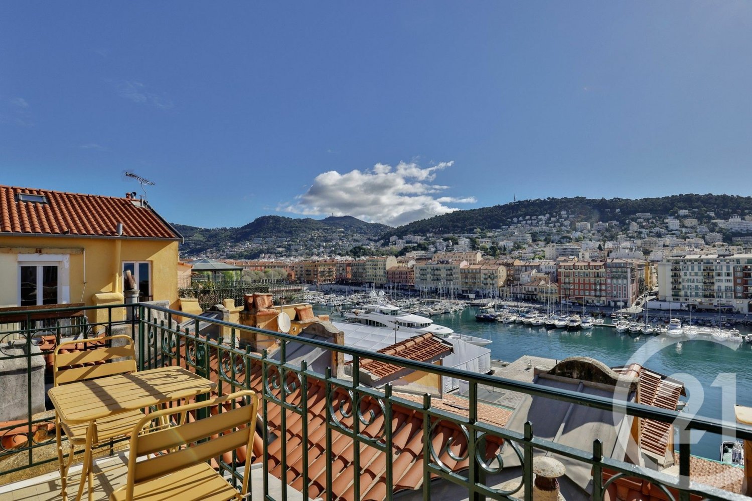 Property photo in Port