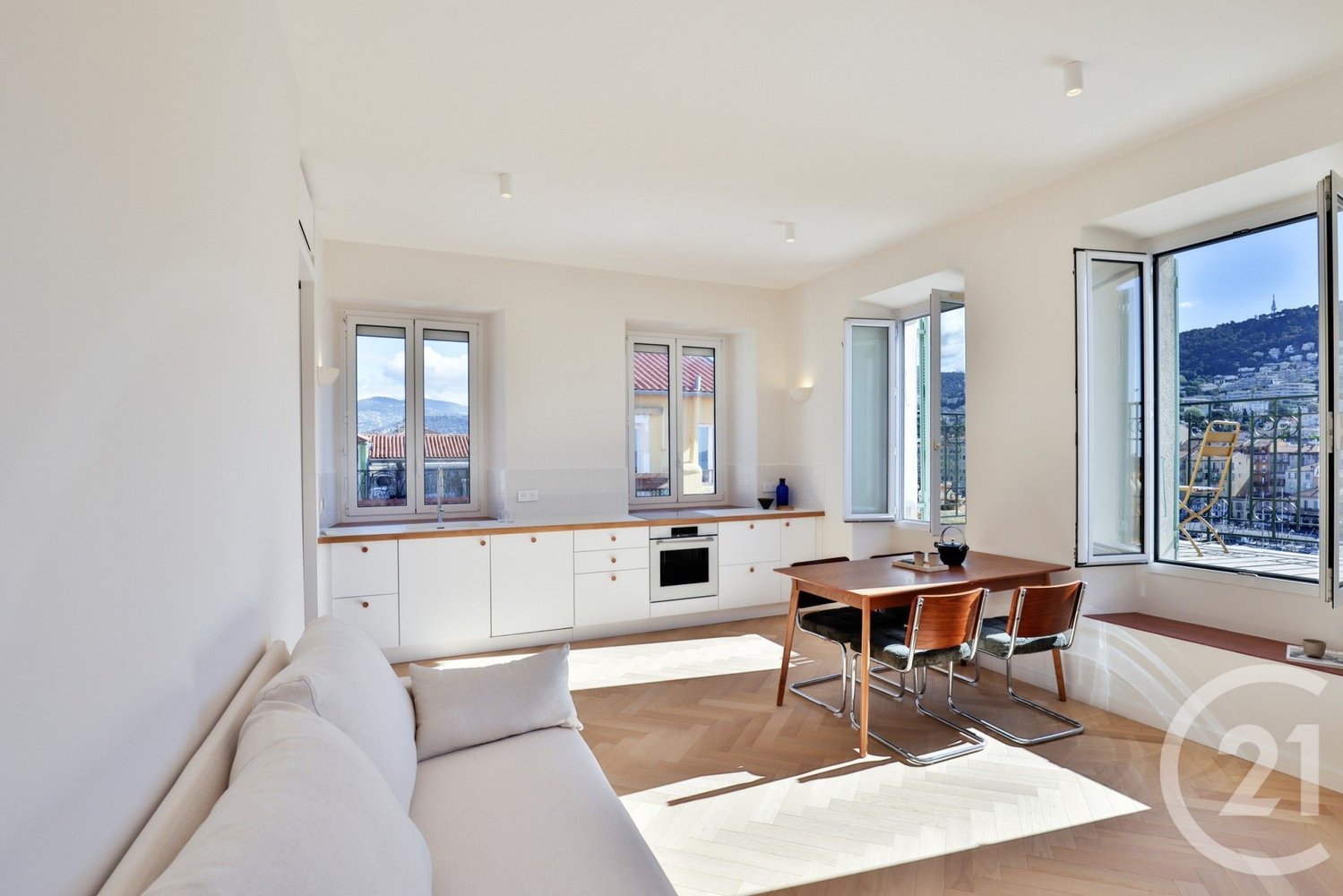 Property photo in Port