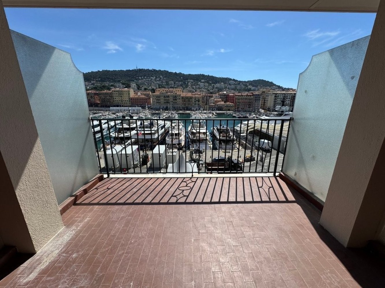 Property photo in Port