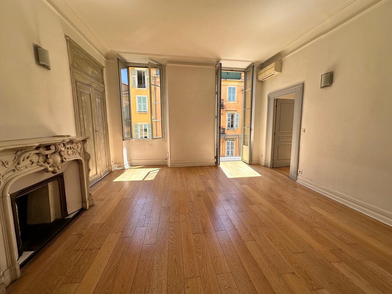 Property photo in Port