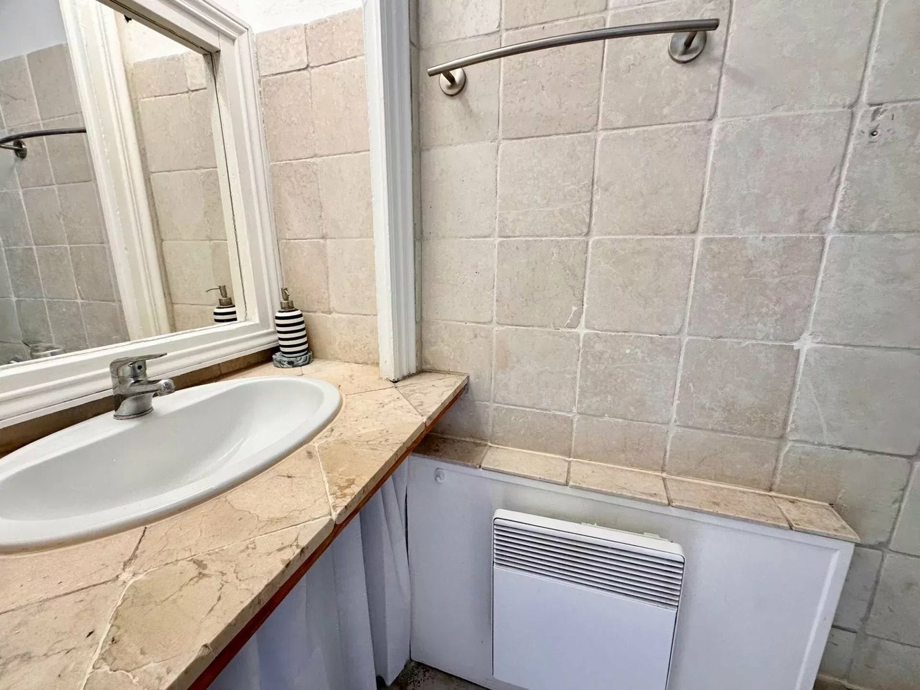 Property photo in Port