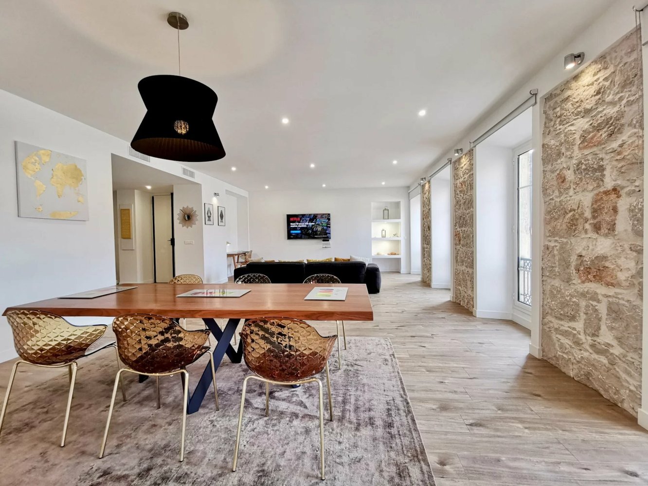 Property photo in Port