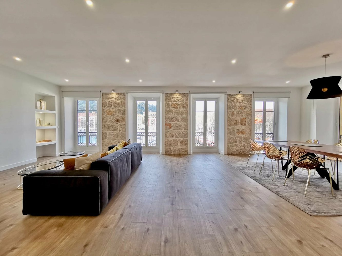 Property photo in Port