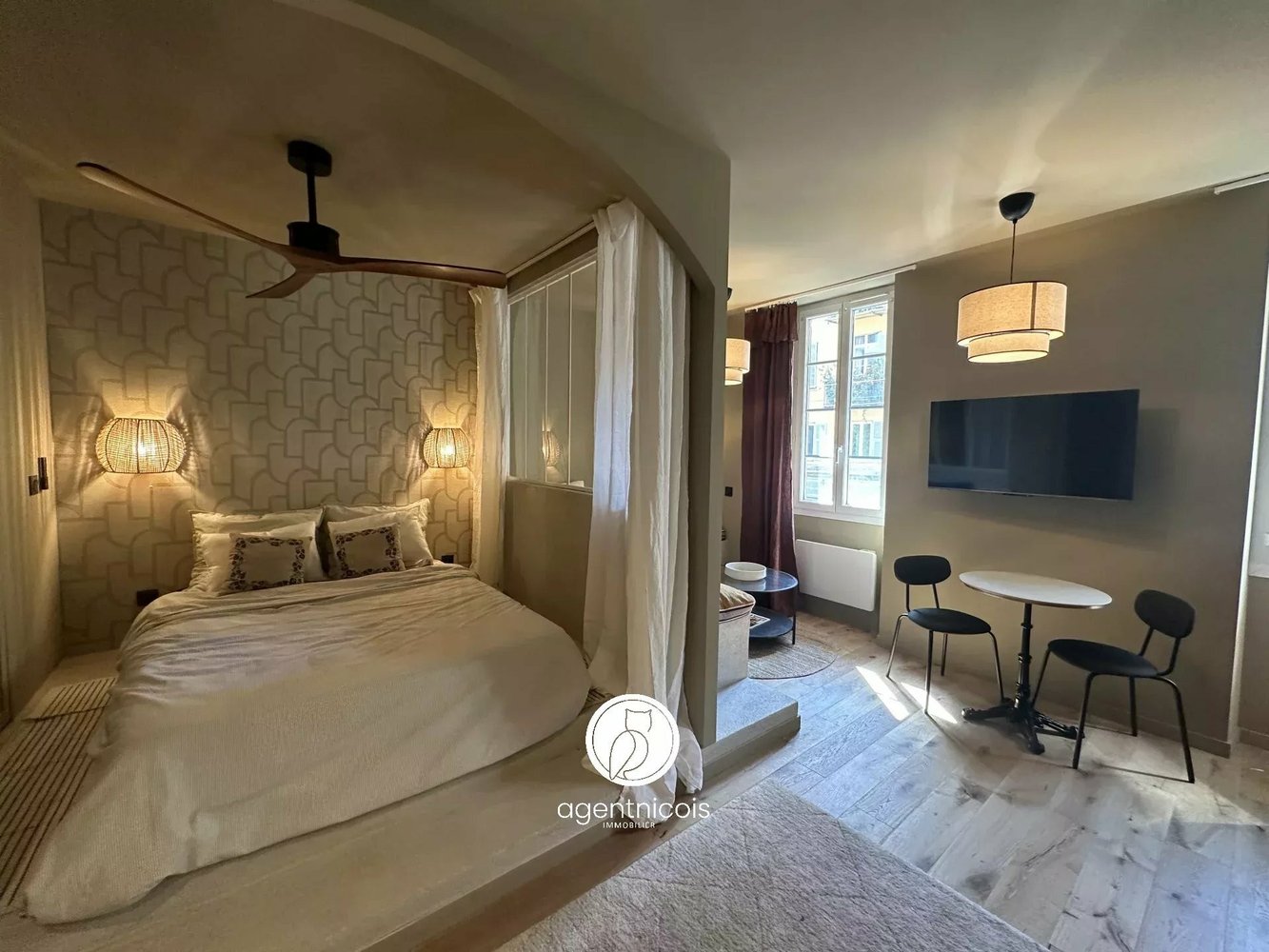 Property photo in Port