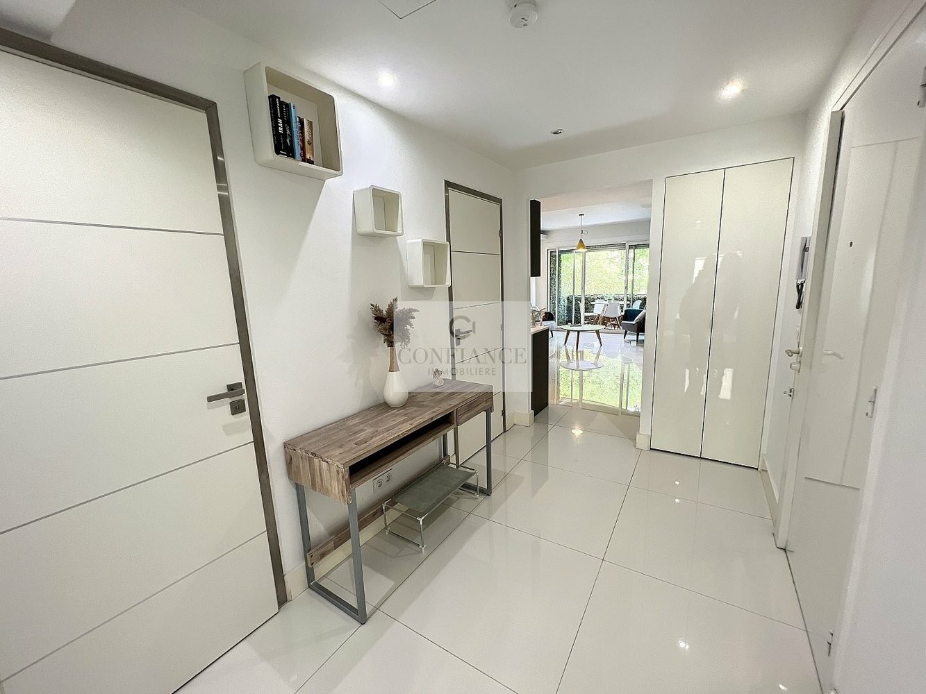 Property photo in Carre d'Argent