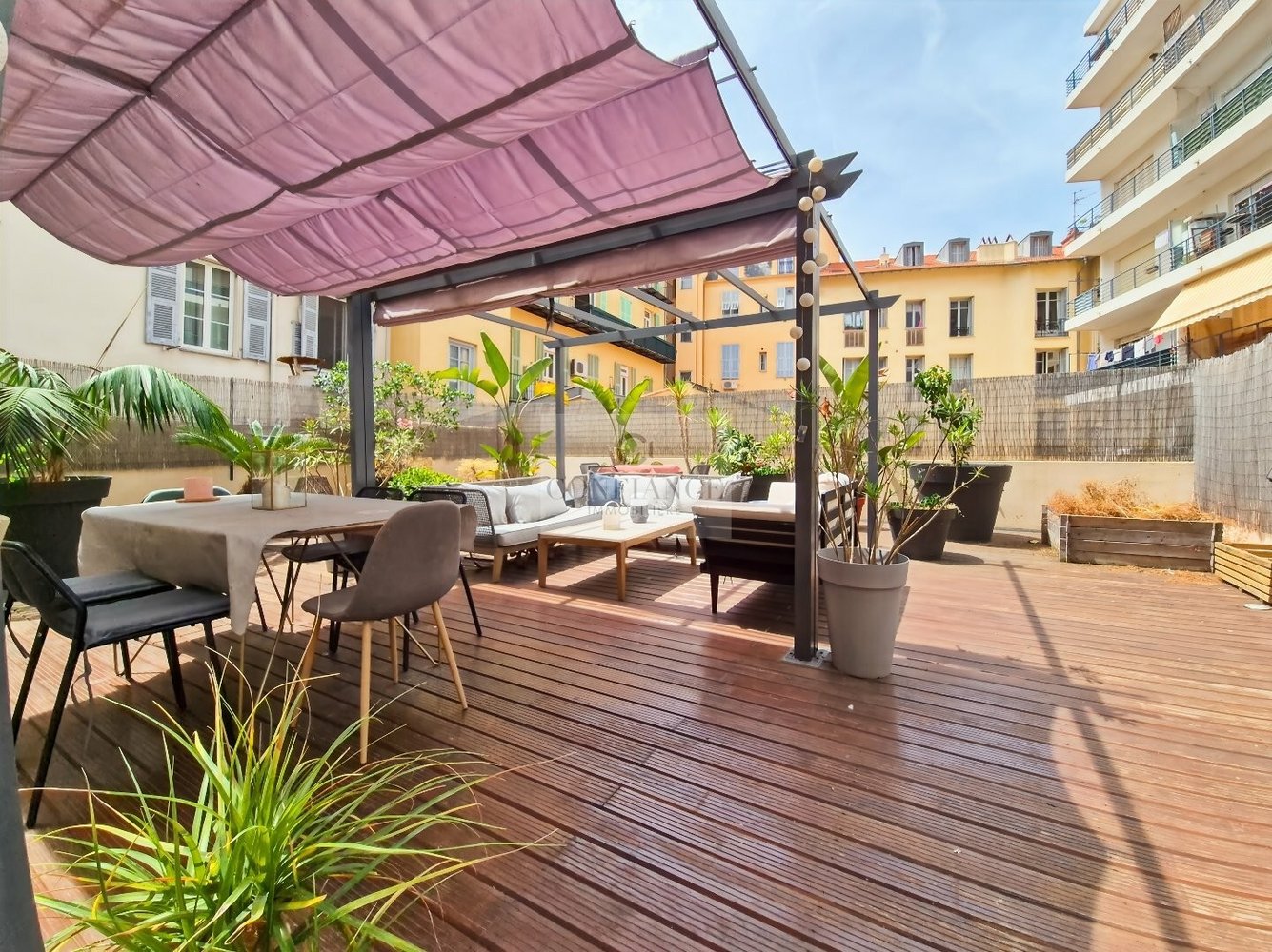 Property photo in Carre d'Argent