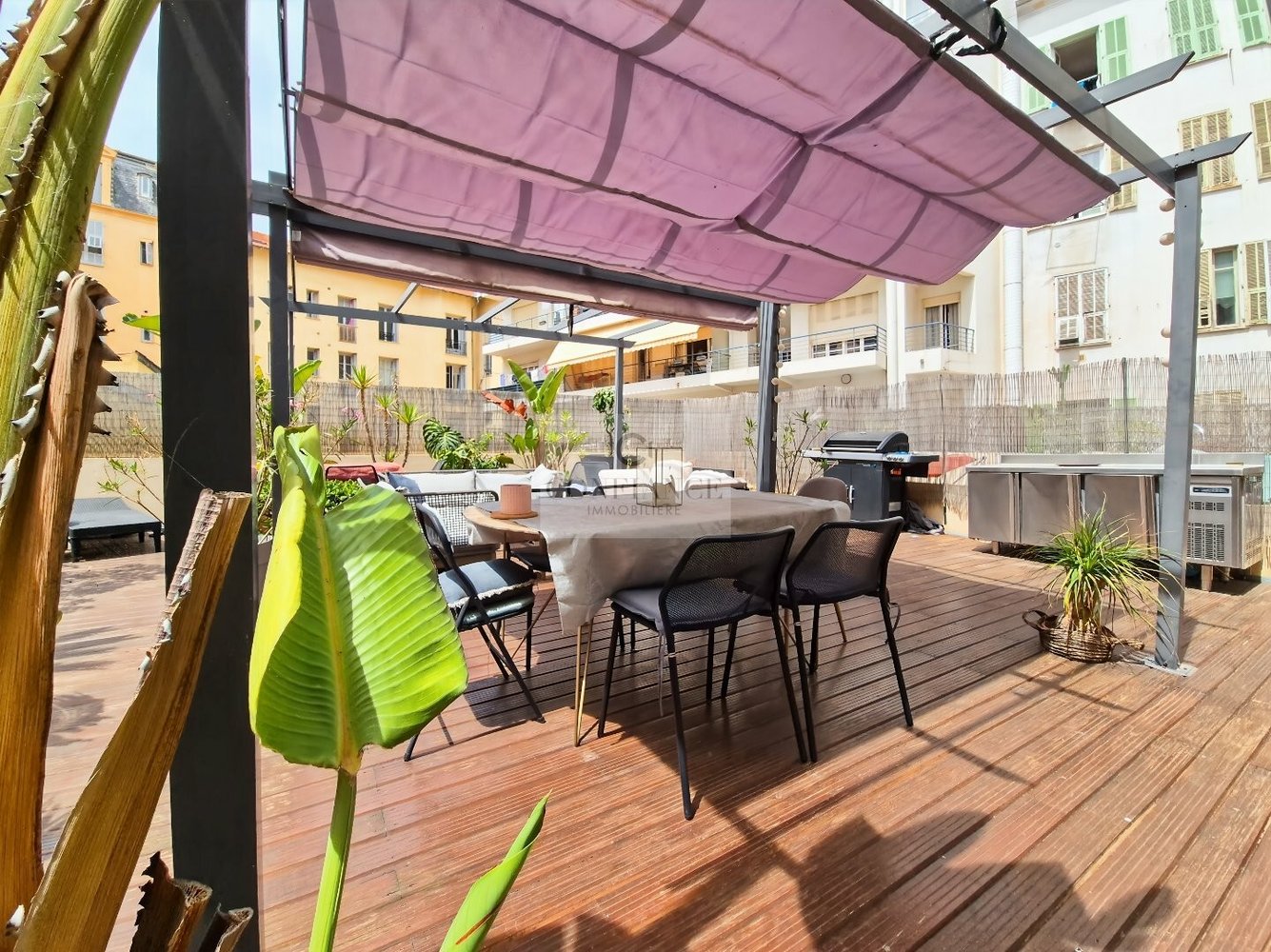 Property photo in Carre d'Argent