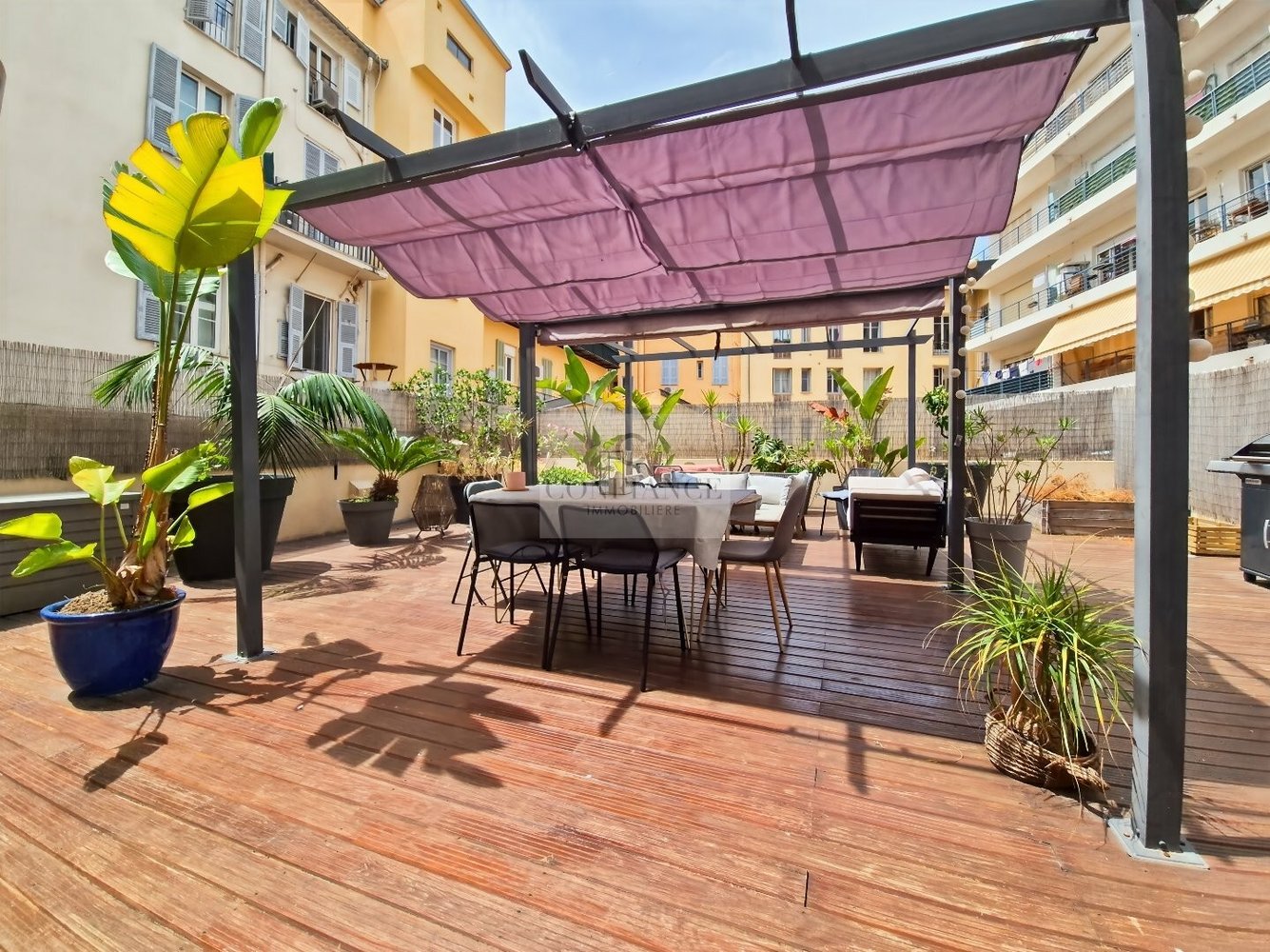 Property photo in Carre d'Argent