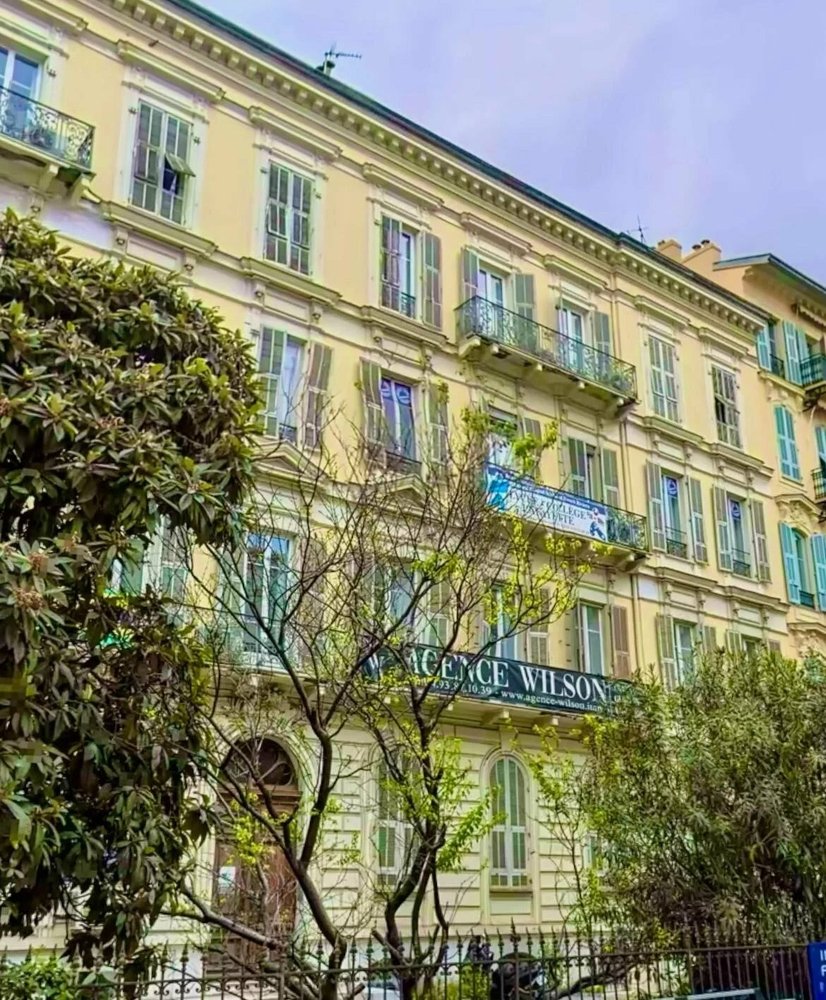 Property photo in Carre d'Argent