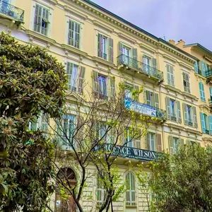 Property in Carre d'Argent