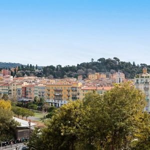 Property in Carre d'Argent