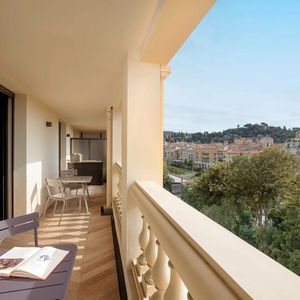 Property in Carre d'Argent