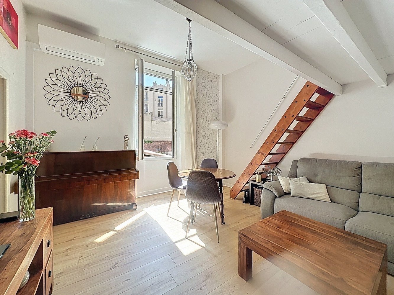 Property photo in Carre d'Argent