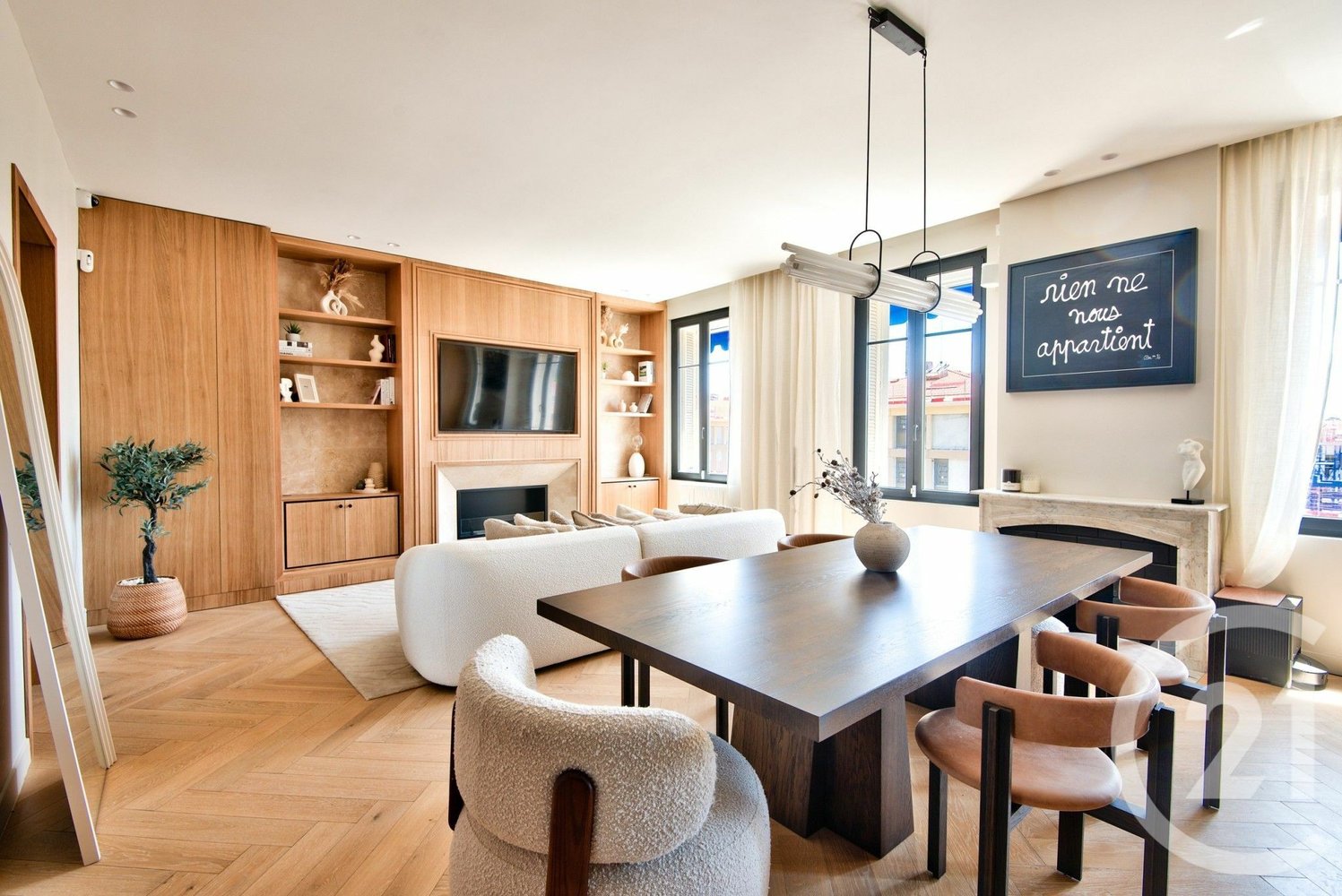 Property photo in Carre d'Argent