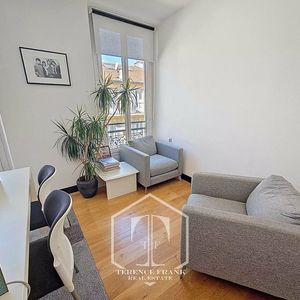 Property in Carre d'Argent