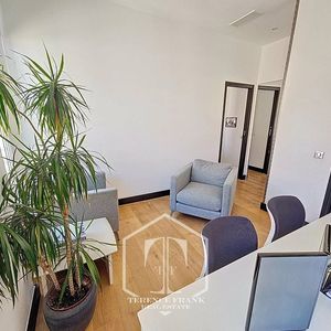 Property in Carre d'Argent