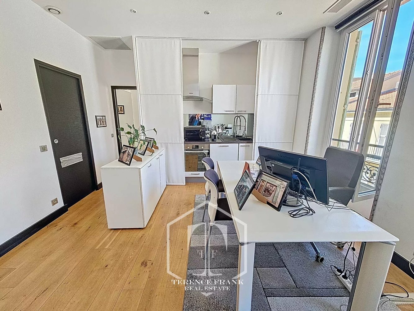 Property photo in Carre d'Argent